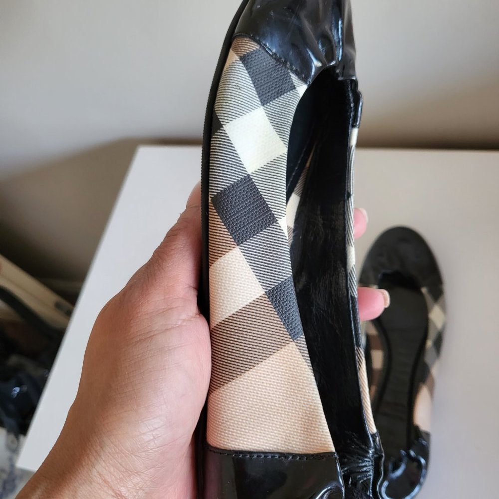 AUTHENTIC BURBERRY BALLET SHOES (PATENT LEATHER NOVA CHECK CANVAS - Picture 5 of 12